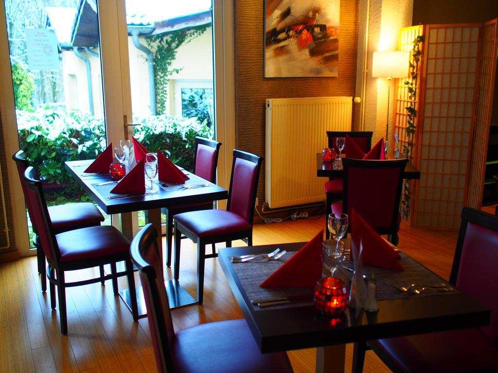 The Originals City, Hotel Et Restaurant Aster, Saint-Avold Nord Creutzwald Buitenkant foto